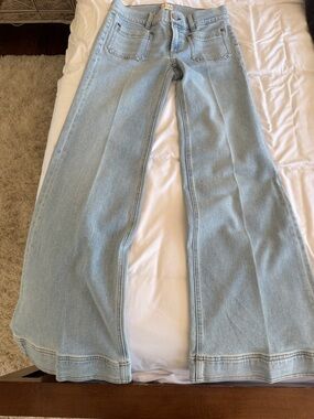 Alice + Olivia Pale Blue Wide-Leg Flare Jeans